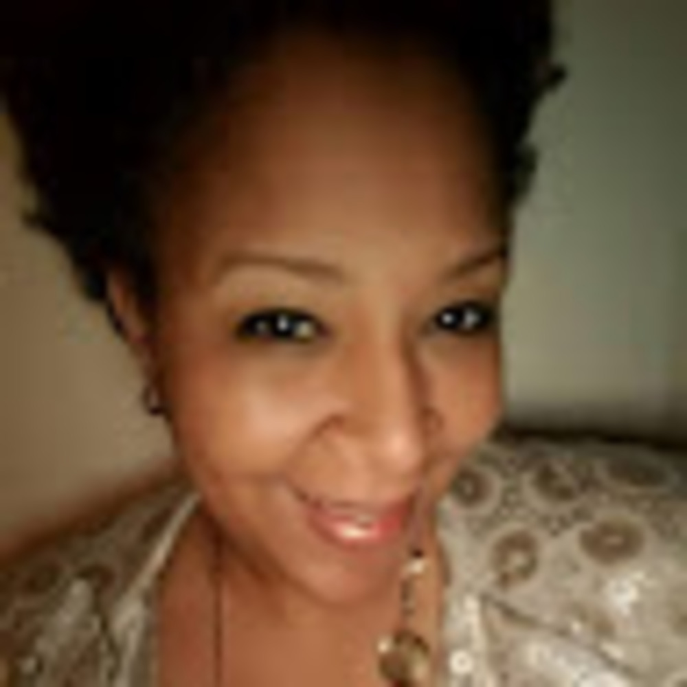 Meet your Posher, Traci ann